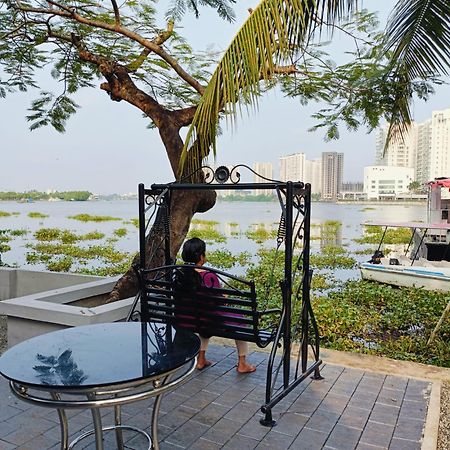 ホテル Marina Lounge Kochi エクステリア 写真